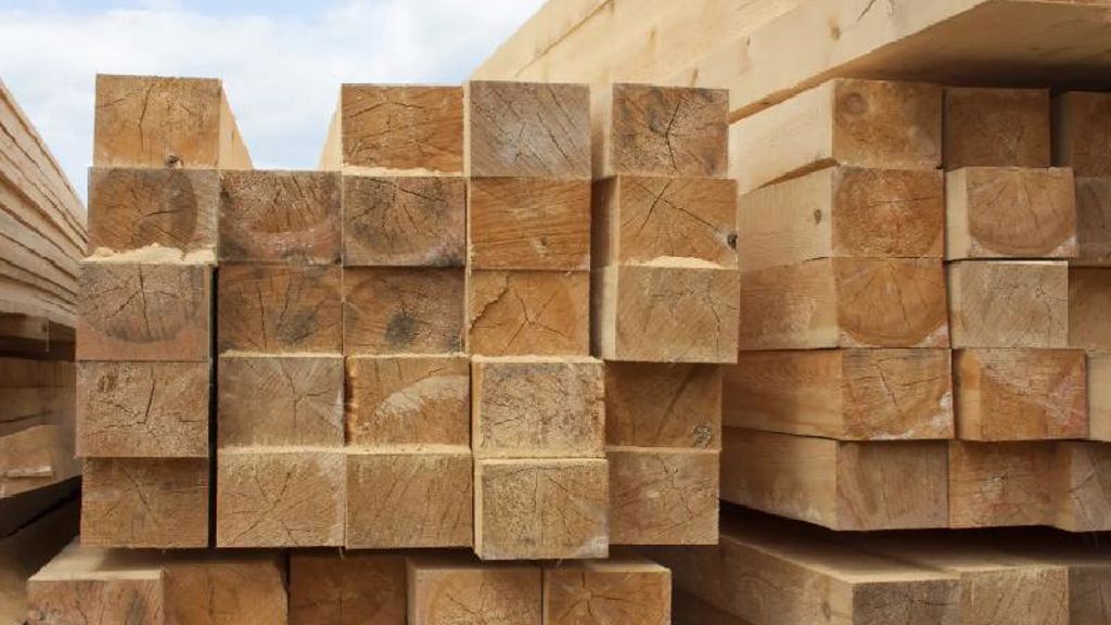 A stone wall with a stone wall.